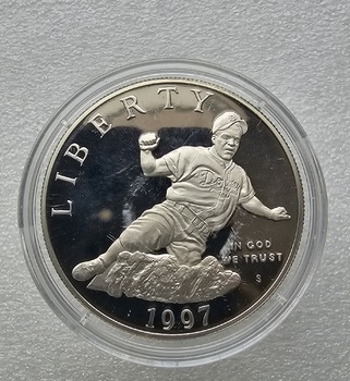 1 доллар 1997г. США. 50-летие Джеки Робинсона , серебро 0,900, вес 26,73 грамма, пруф. - Мир монет