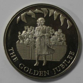 50 пенсов 2002г.  Фолклендские Острова.  Золотой юбилей. С букетом на сцене,  никель,  кроновый размер, мешковая. - Мир монет